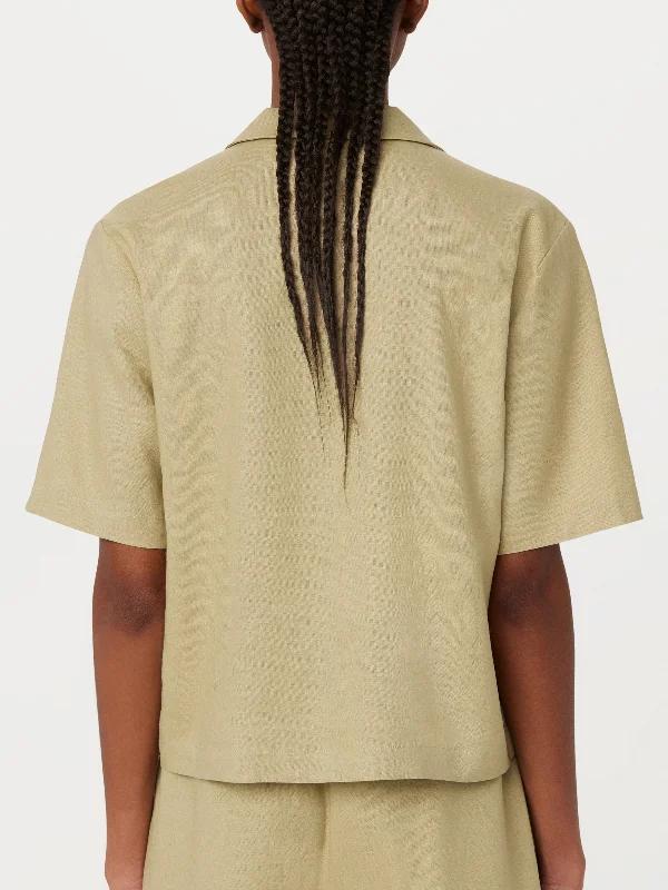 The Cropped Linen Blend Shirt in Green Beige