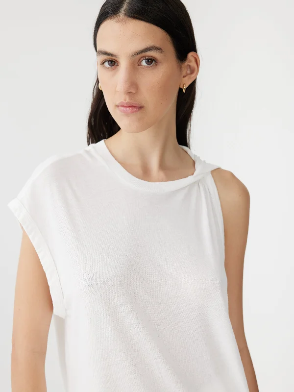 asymmetric twist detail tank