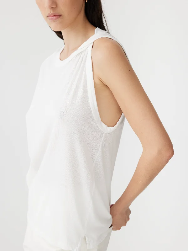 asymmetric twist detail tank